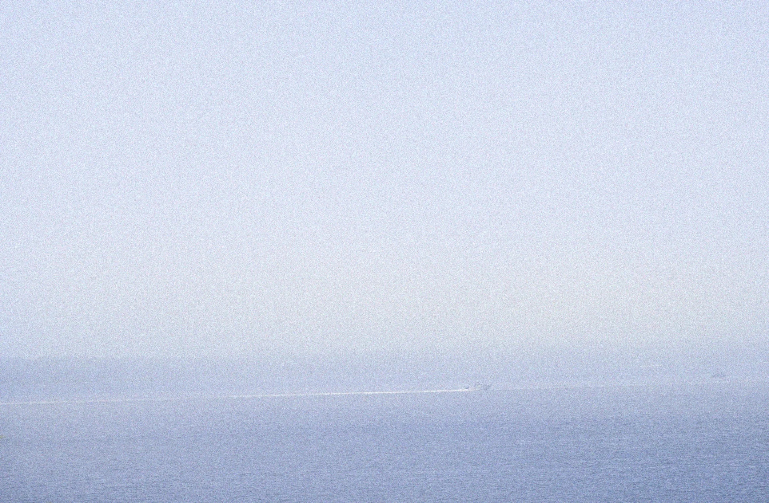Blue speed boat.jpg