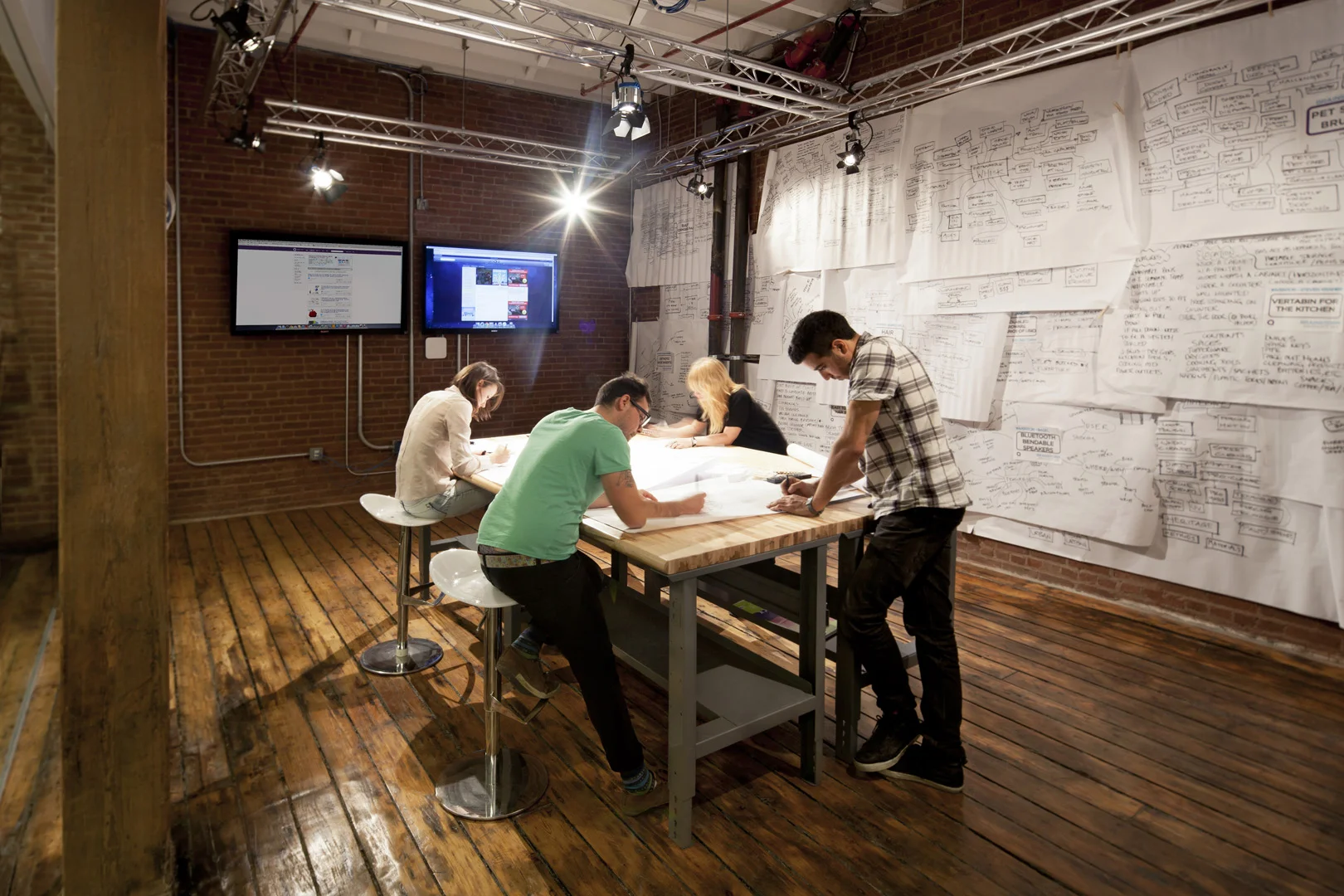 12 Hot Non-Technical Tech Jobs - No Coding Required!