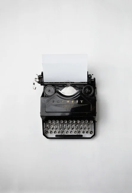 typing-vintage-technology-keyboard-large.jpg