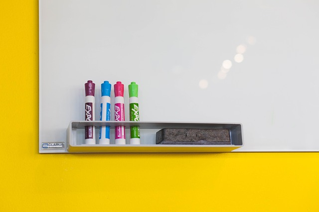 white+board+markers.jpg