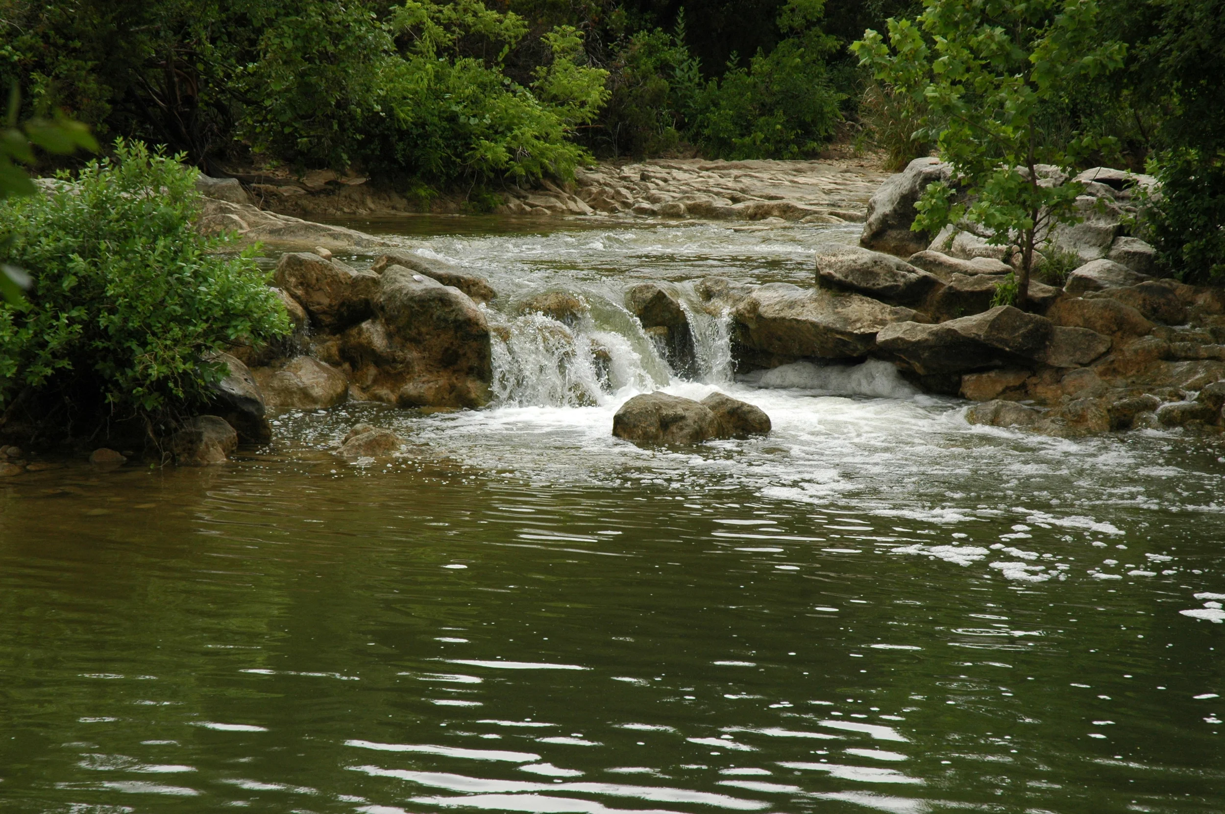 N2_Barton_Creek_TX_waterfall_1.jpg