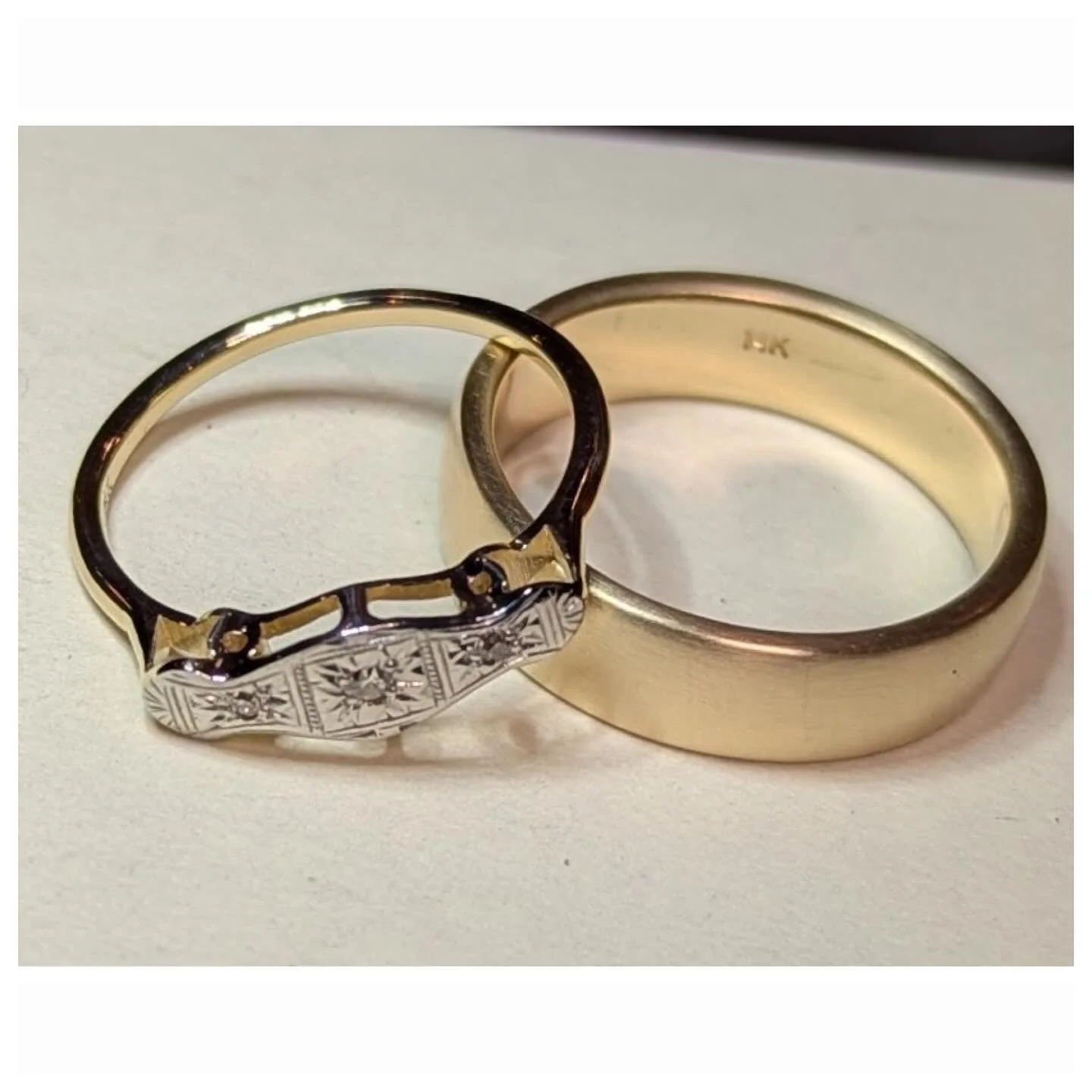 ☁️What goes into making jewelry? Quite a lot. Measurements, calculations, design principles, visual balance, an understanding of process, and a skilled team. 🏵️

I&rsquo;m currently working on a small collection using stones from @garrettstraderglas