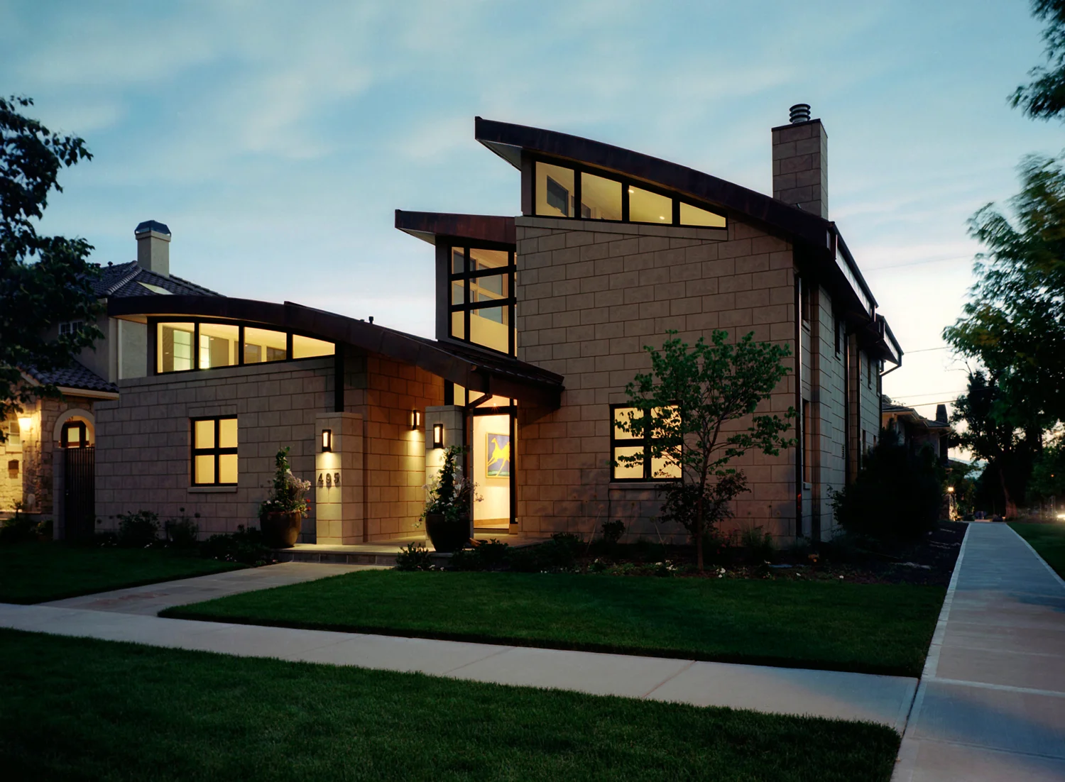 Yale_07_front-corner-at-dusk_LO_rev2.jpg