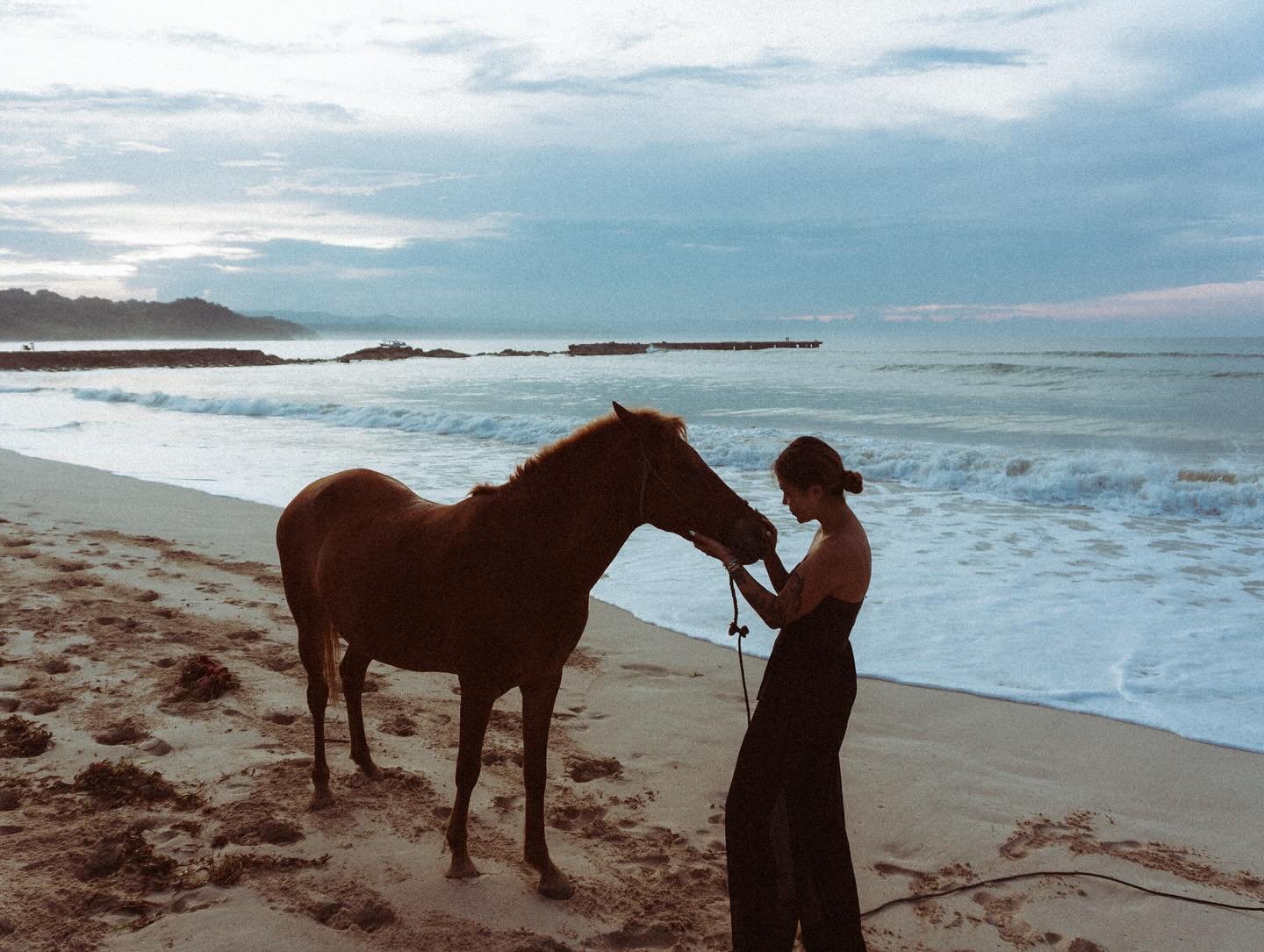 June 9, 2022 &bull; Sumba, Indonesia
Starting off the day with a sunrise bareback ride on the beach ✨
&bull;
#aileenXindonesia
&bull;
&bull;
#indotravellers #sumbaisland #indonesiaku #exploresumba