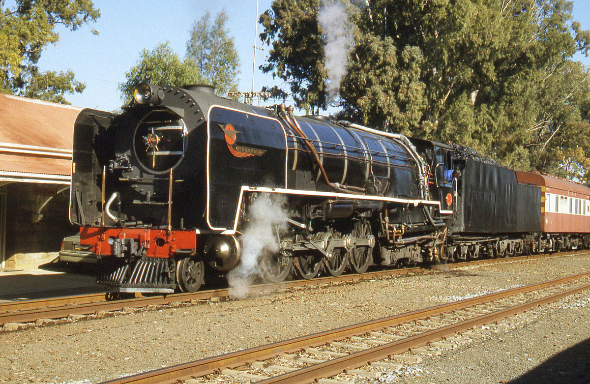 Standard SAR Class 25NC - Photo: M. Best