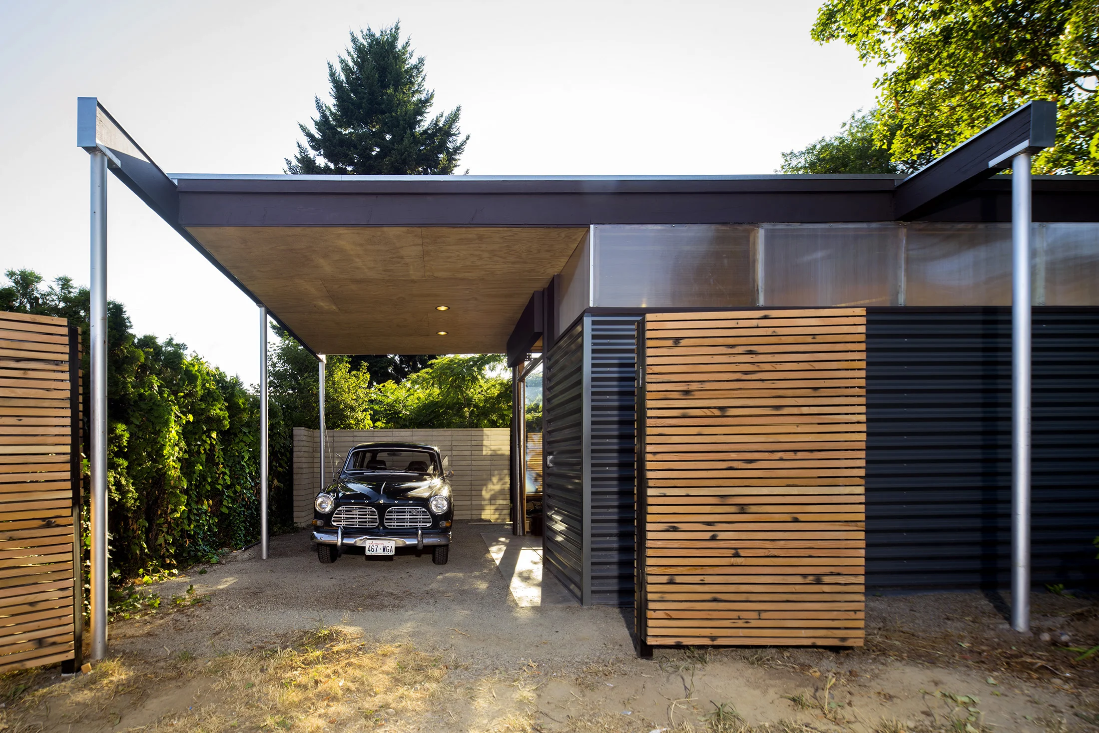 Grasshopper Studio gate and covered garage