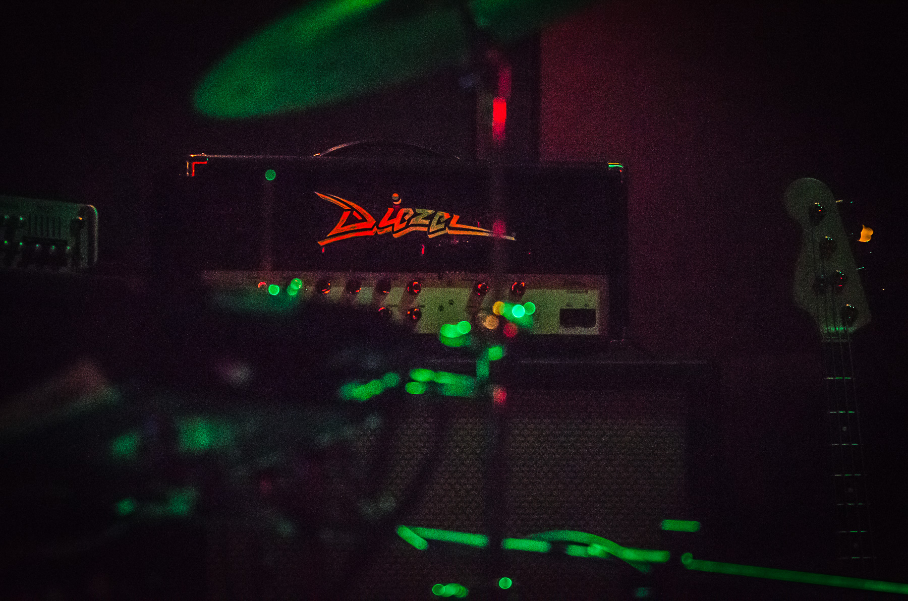 NIKON 105mm f2/8 1/60 sec. ISO 800