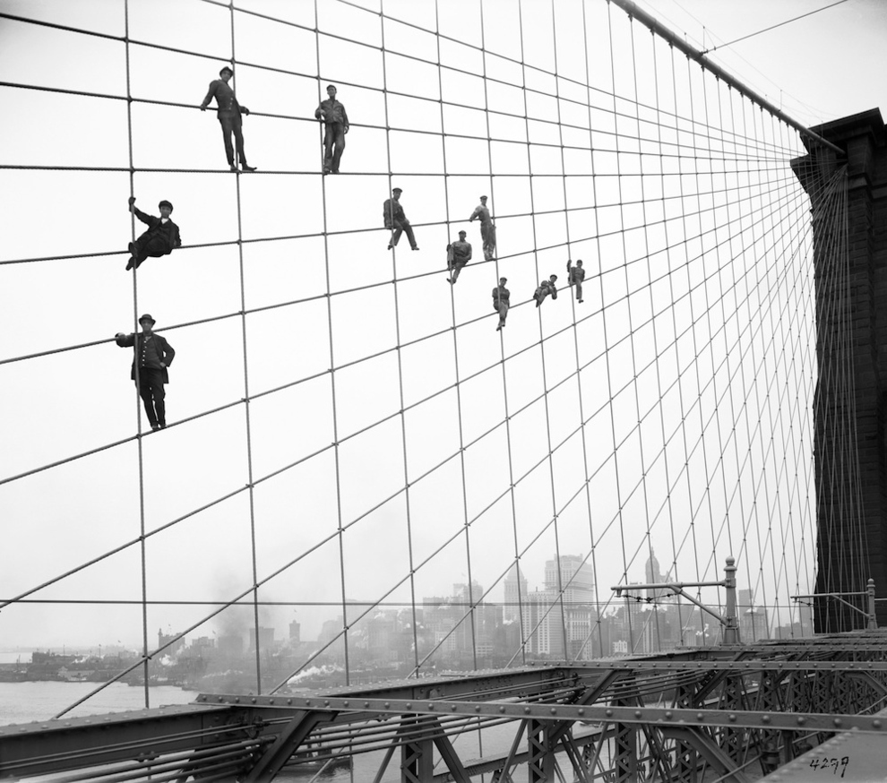 Brooklyn Bridge Built.jpg