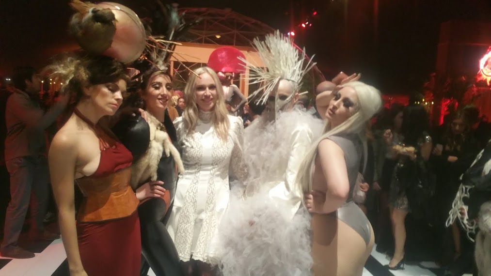 At the after party with these lovely ladies haha.. 