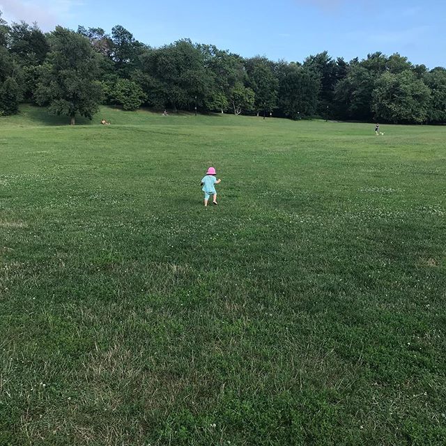 Where is she going? #growinguptoofast #babygirl