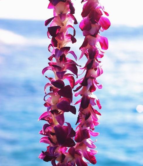 lei making.jpg
