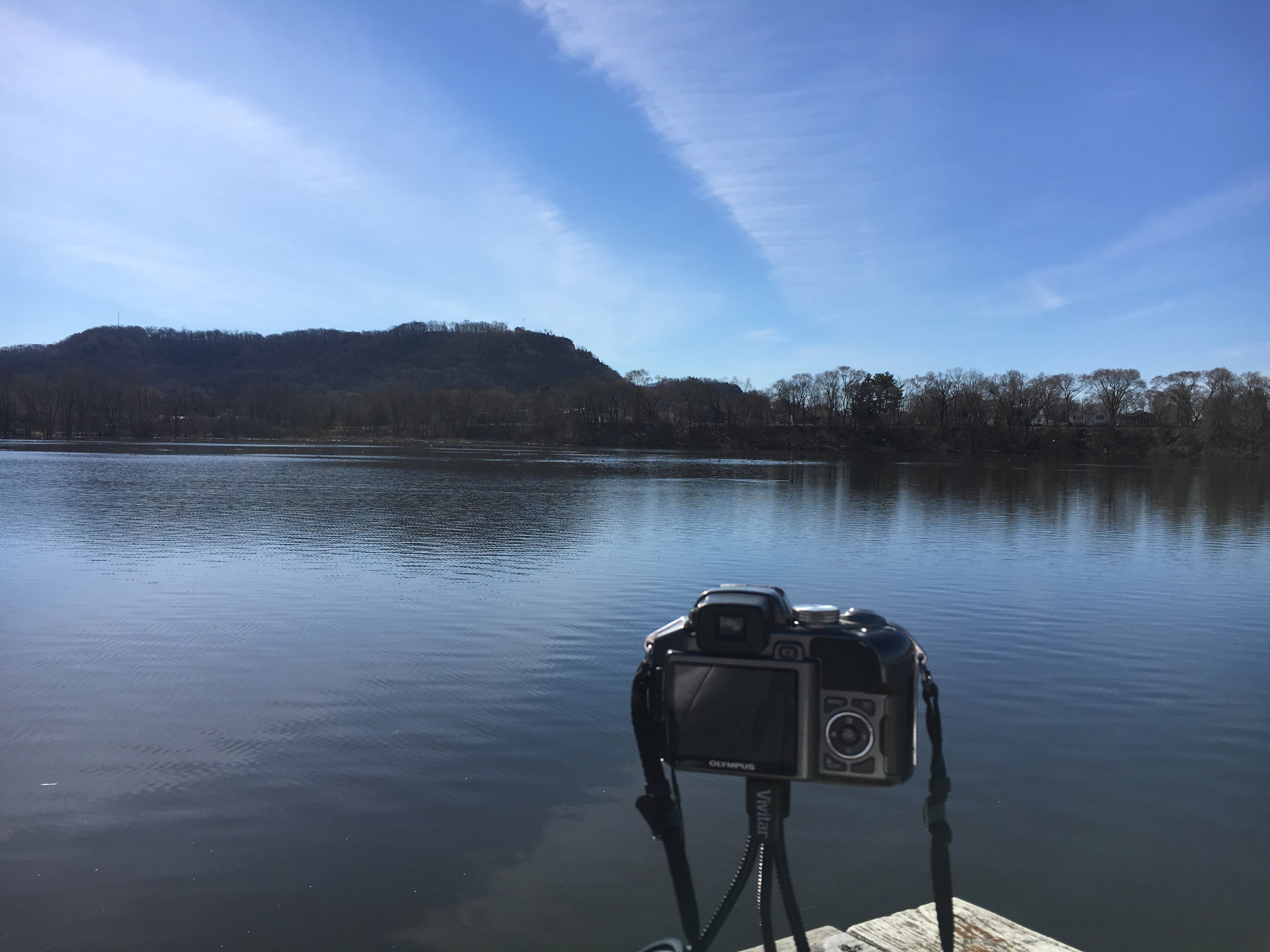 set up my mind-blowingly high-tech nature photography rig