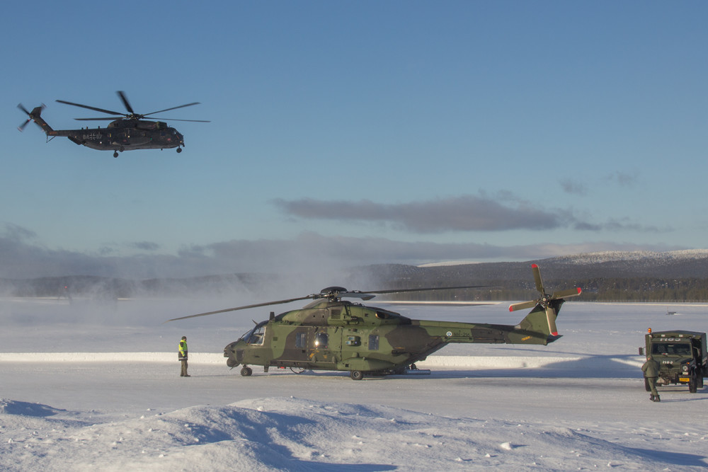 Six NH-90 helicopters and their crews from the Finnish Defence Forces also took part in Cold Blade 2016.