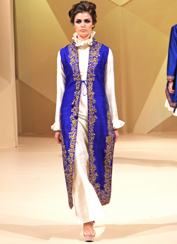 Blue Vest-Maral.jpg