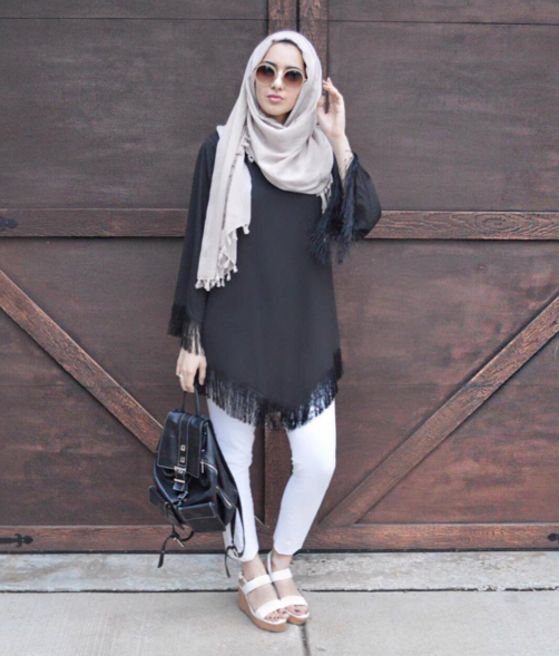  Tassel scarf & fringe tunic 