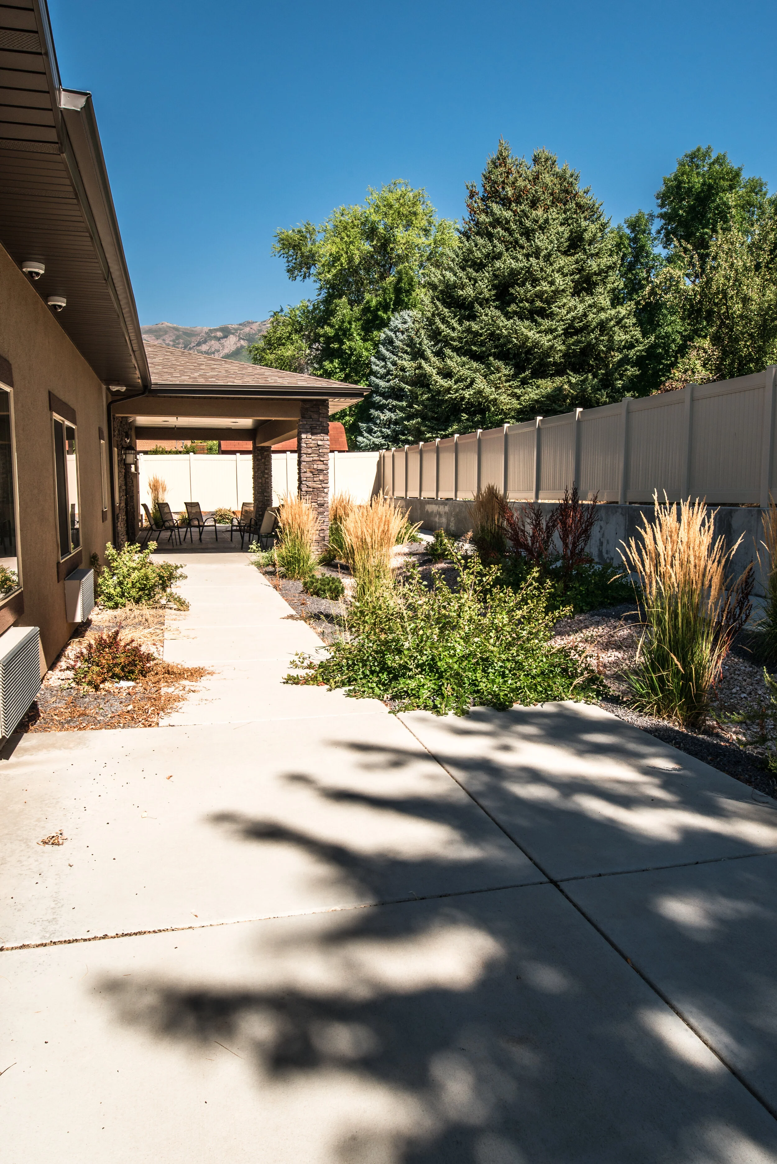 premier assisted living on Layton Assisted Living Community Senior Housing Services Emg
