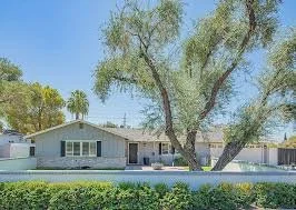 5749 E Calle Del Paisano