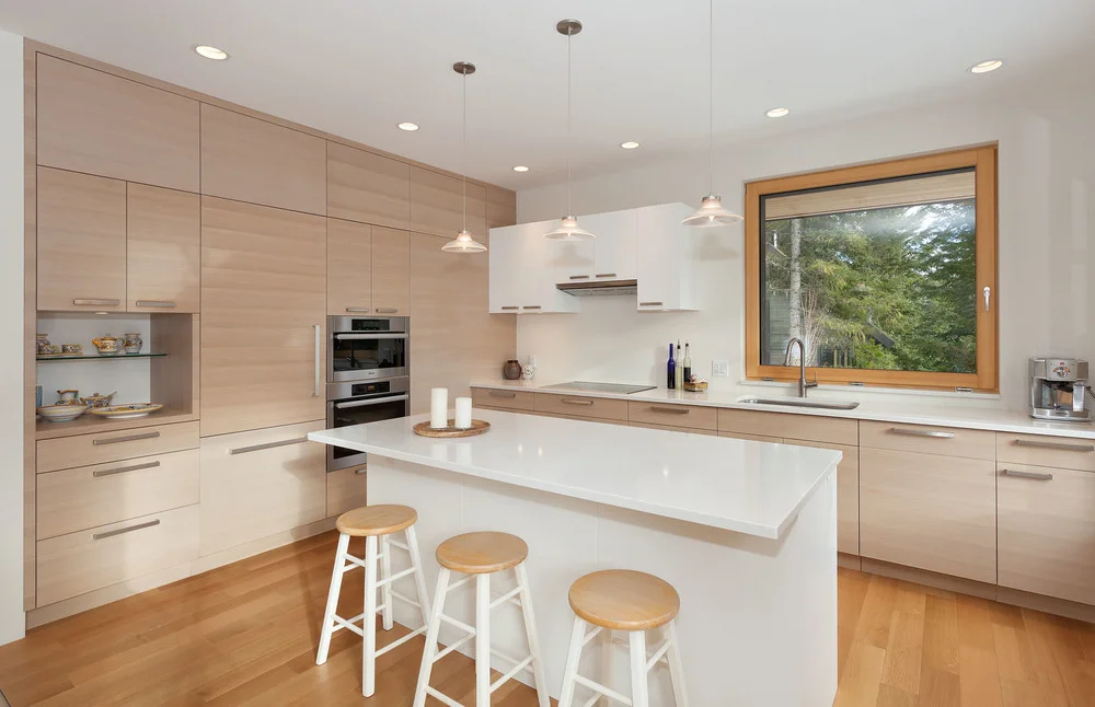 8531+Kitchen.jpg