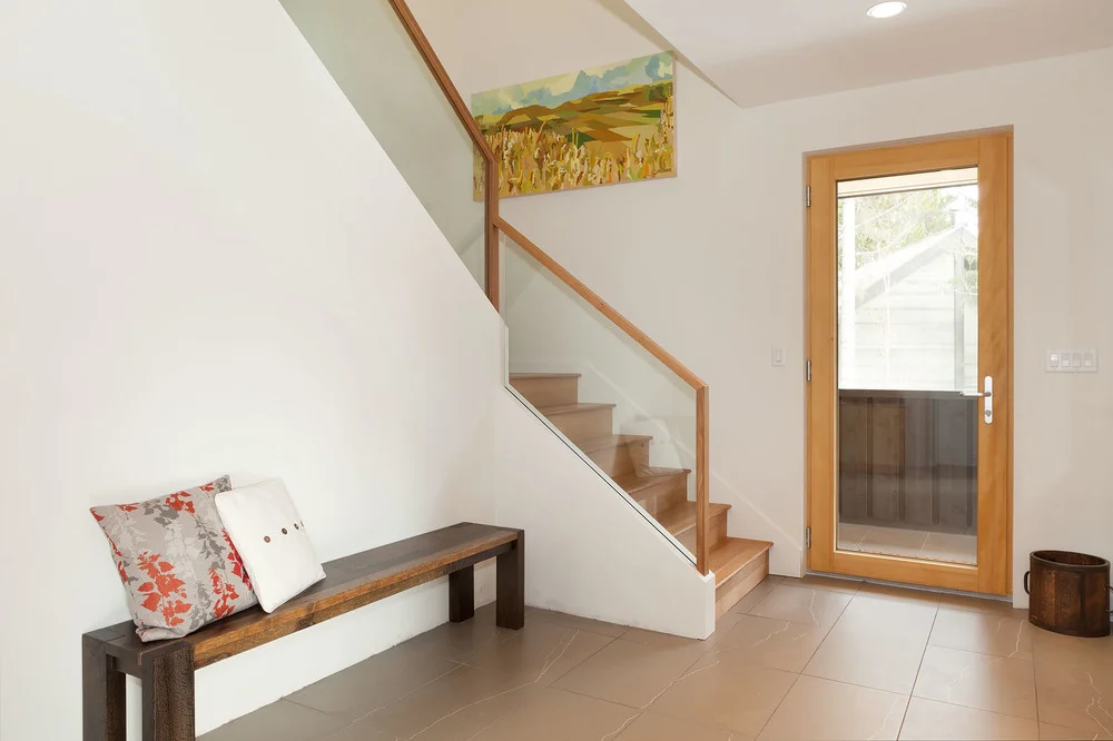 8531+Stairway+Entry+2.jpg