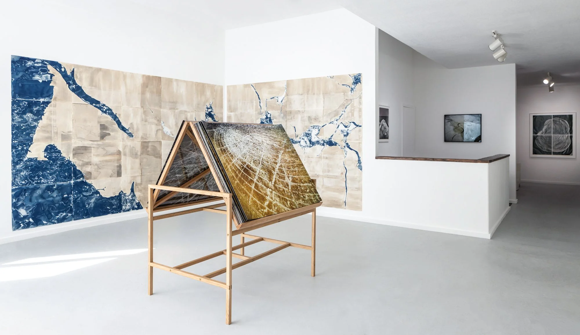 GRID, a group exhibition