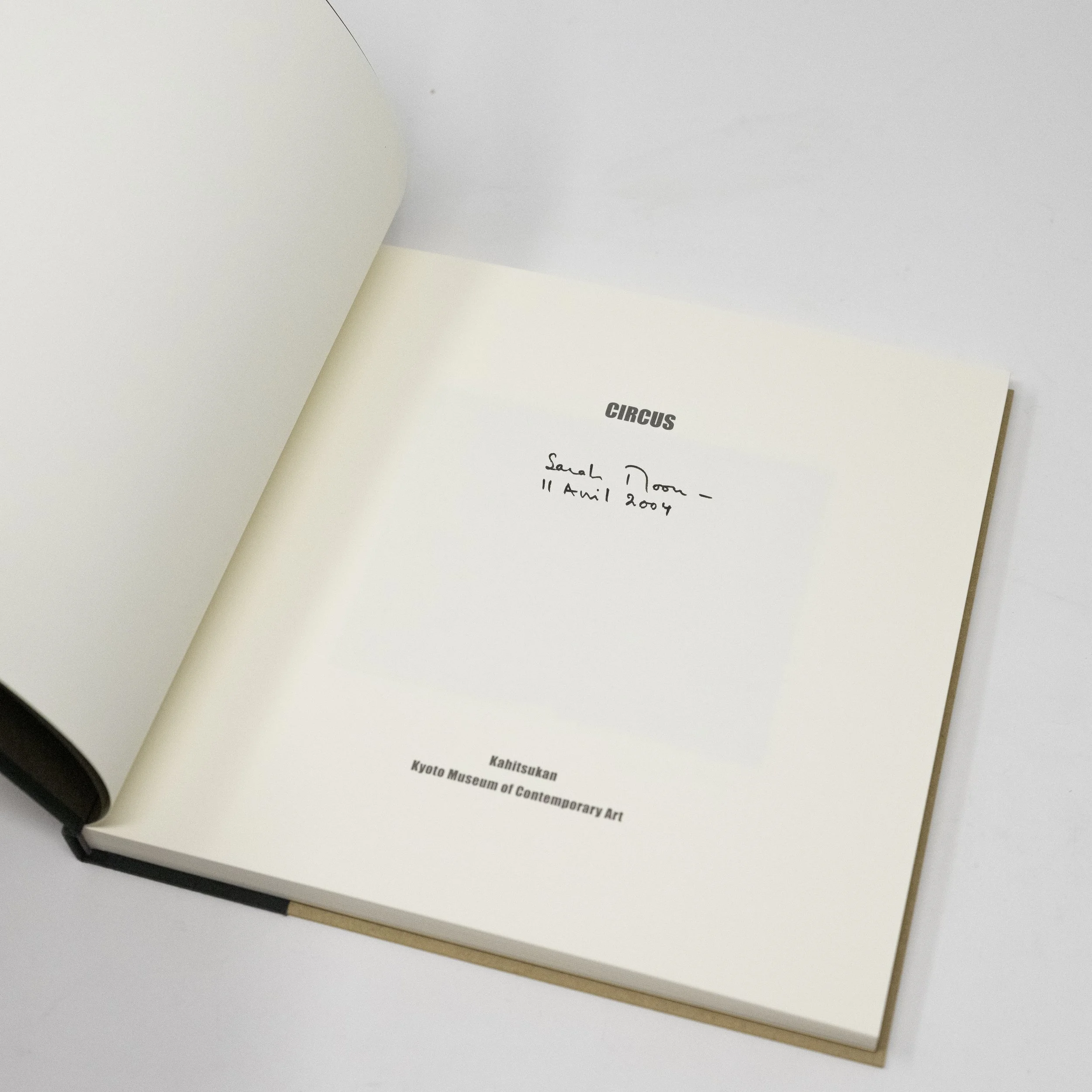 sarah-moon-circuis-book_3.JPG