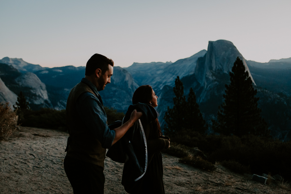 yosemite morning engagement session-2.jpg