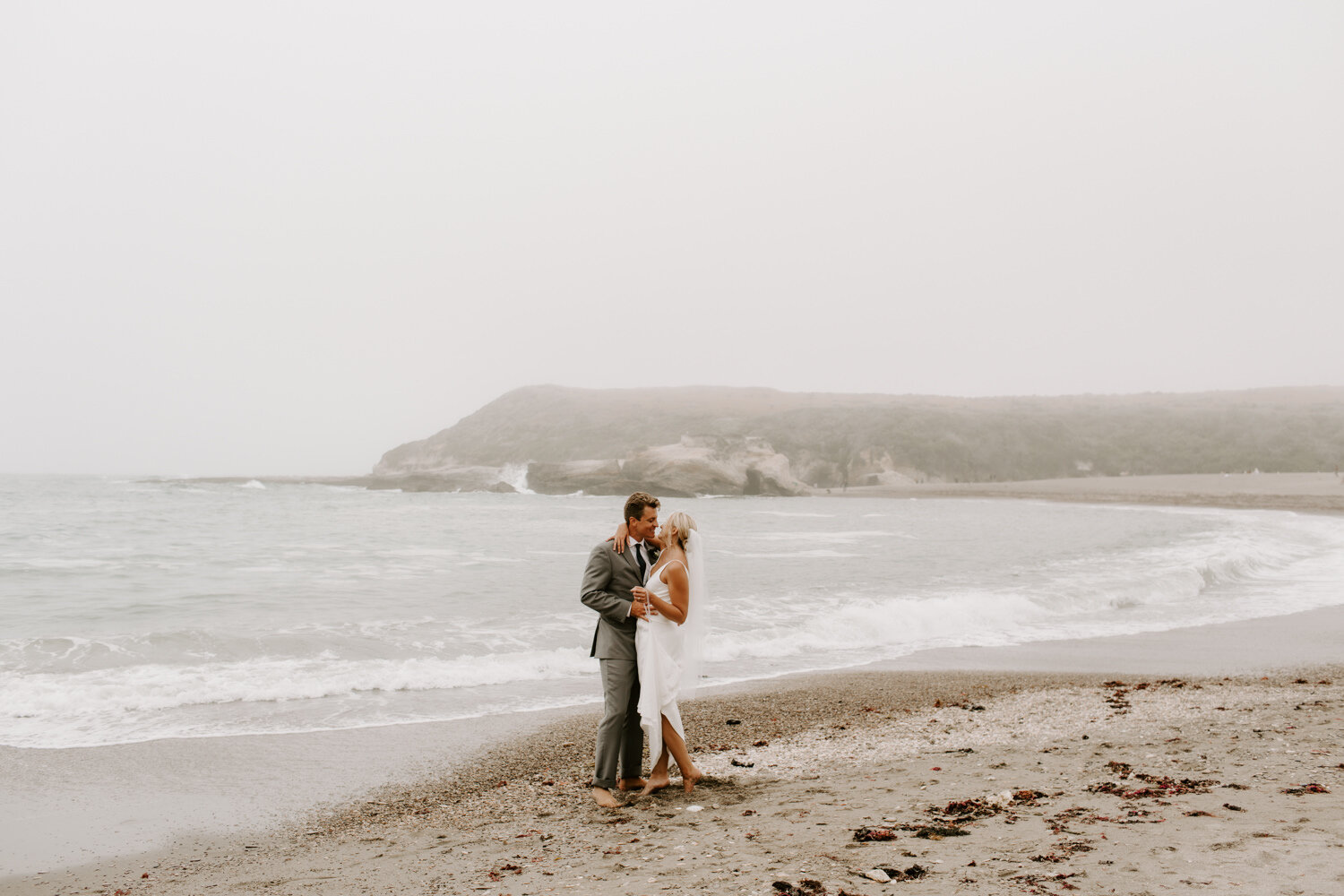 los osos montana de oro beach wedding-90.jpg