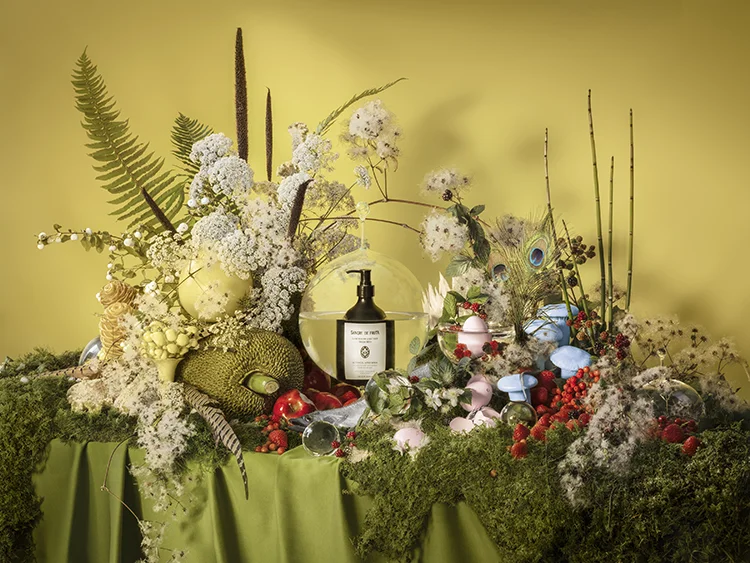 Art Direction & Florals: Carl Ostberg, Photography: Rachel Topham Photography