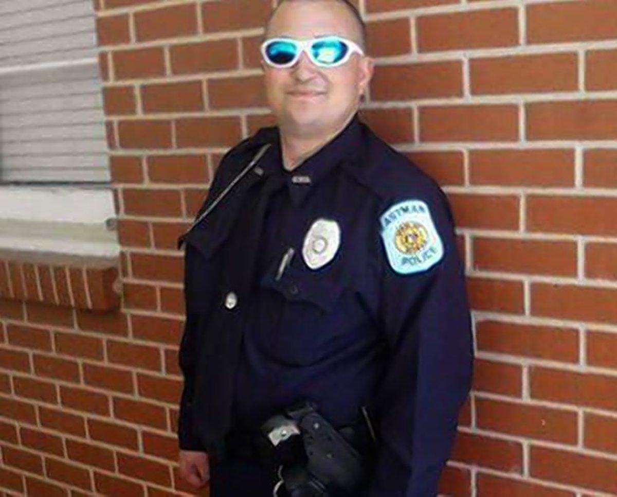 Officer Tim Smith; Photo: via nydailynews.com