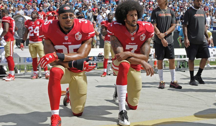 Colin Kaepernick (right); Photo: Mike McCarn