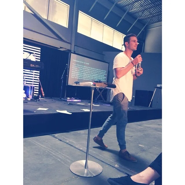  DYLAN JONES es el pastor de jóvenes del campus de Rocky Butte de City Bible Church en Portland, Oregon. Su pasión es ayudar a la juventud a entender que han sido creados con un gran propósito.&nbsp;Está comprometido en ver a &nbsp;jóvenes crecer en…