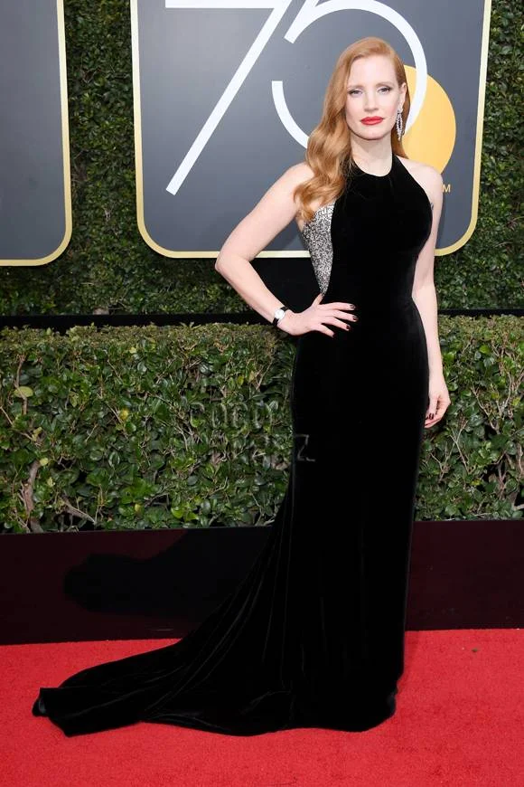 jessica-chastain-golden-globes-2018-red-carpet__oPt.jpg