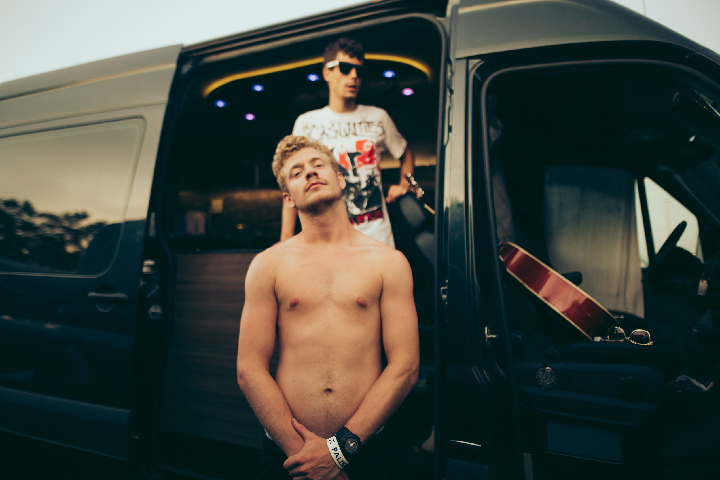 Van Hangs