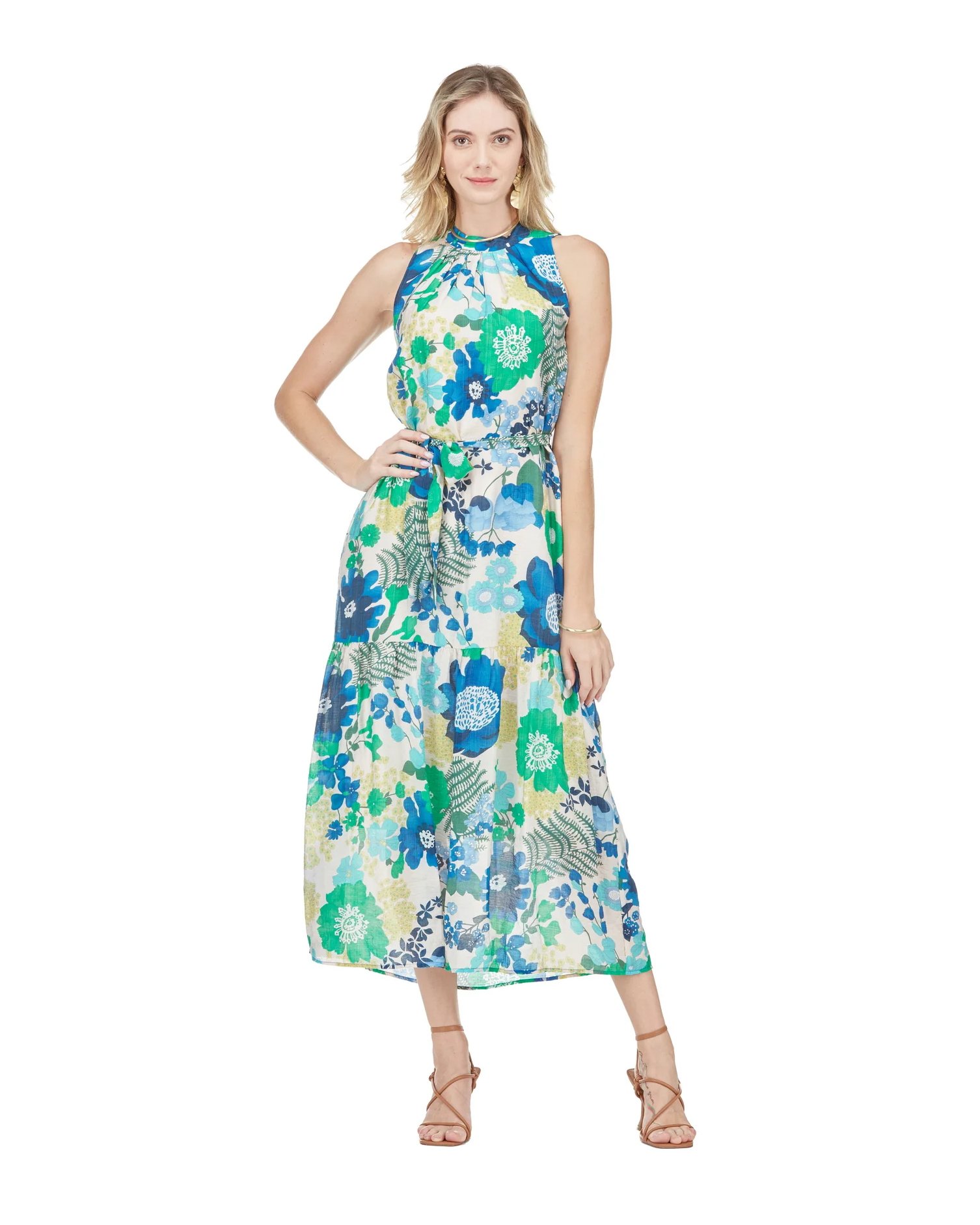 Shop our collection of dresses for spring featuring mood boosting florals and feminine silhouettes. #terianns #livelovemov #thinkfashion #springdresses #visitmariettaohio #mymarietta