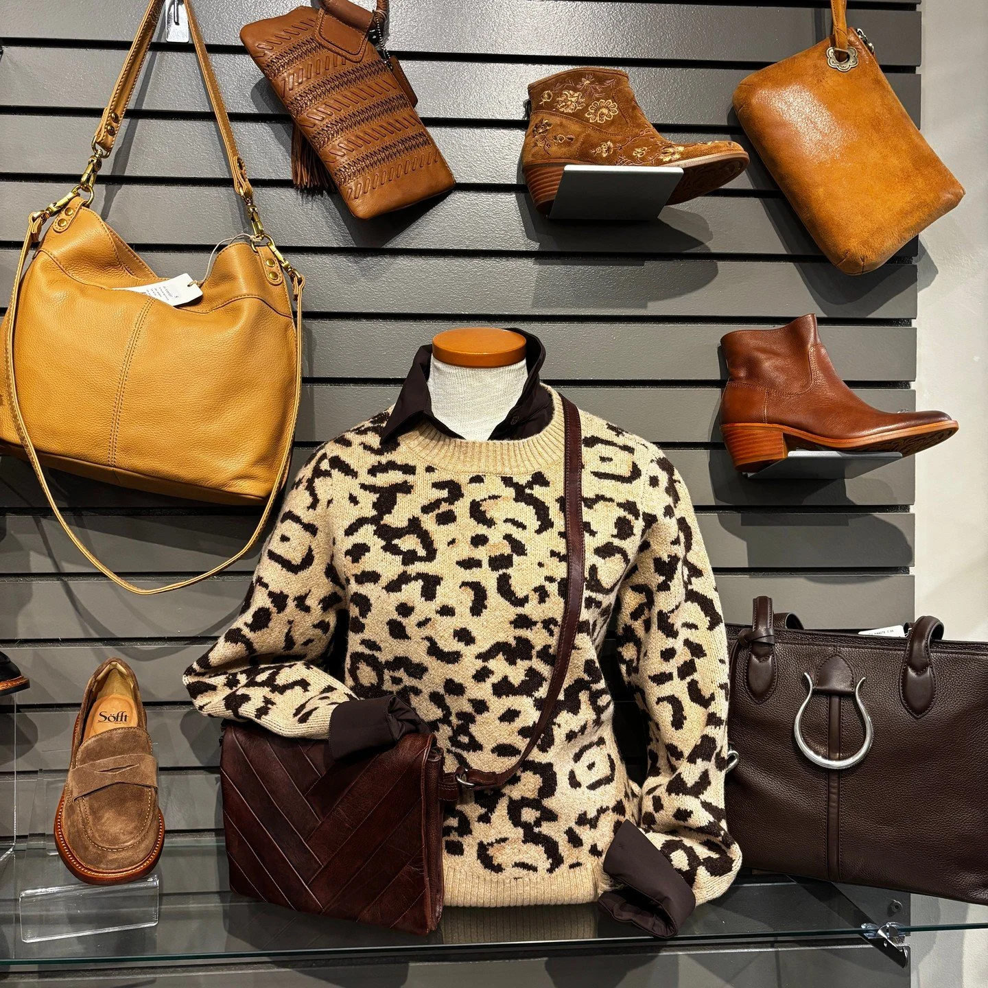 A little cheetah never hurt anyone. 🐆
Add a pop of print to your outfit this season,  whether it&rsquo;s a bold statement piece or just a hint of wild flair.