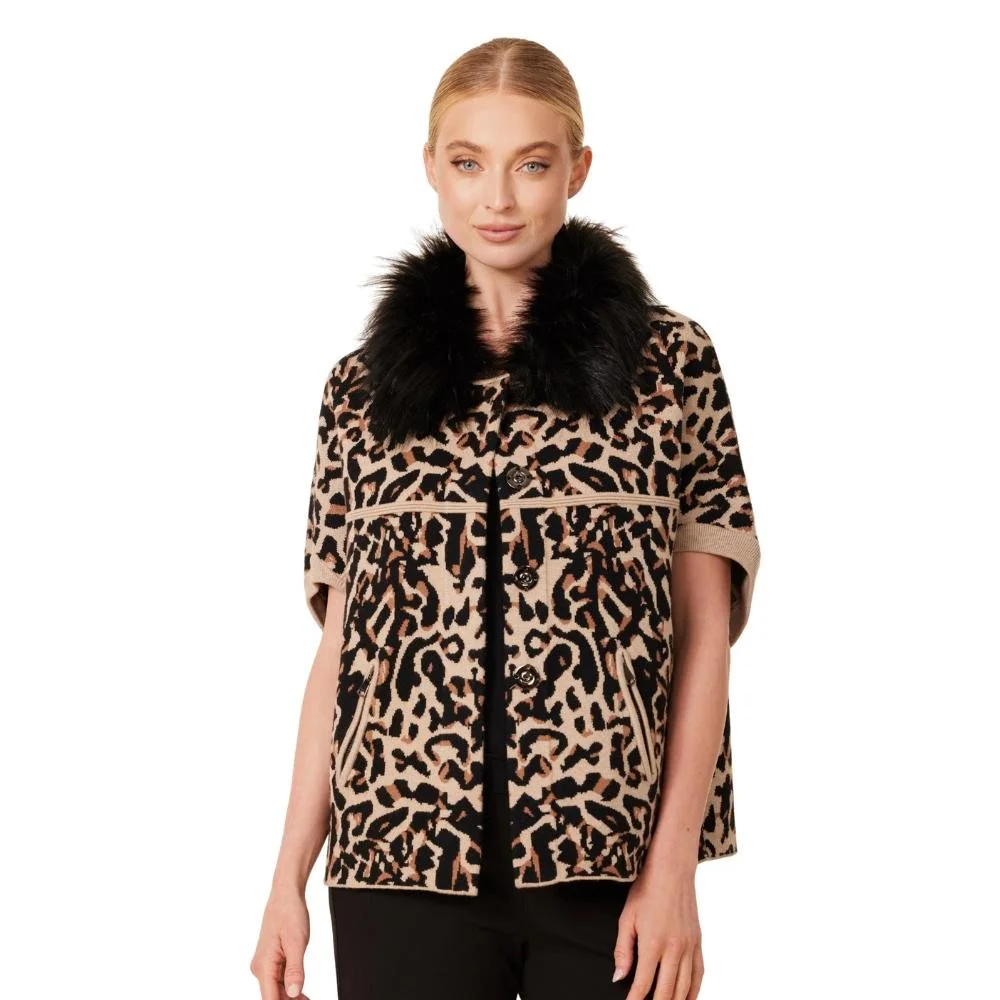 A touch of fur makes any outfit feel instantly elevated. ✨
Pair it with denim for daytime polish or add sparkle for a night out.

#terianns #thinkfashion #livelovemov #ohiotheheartofitall #visitmariettaohio #mymarietta #furs