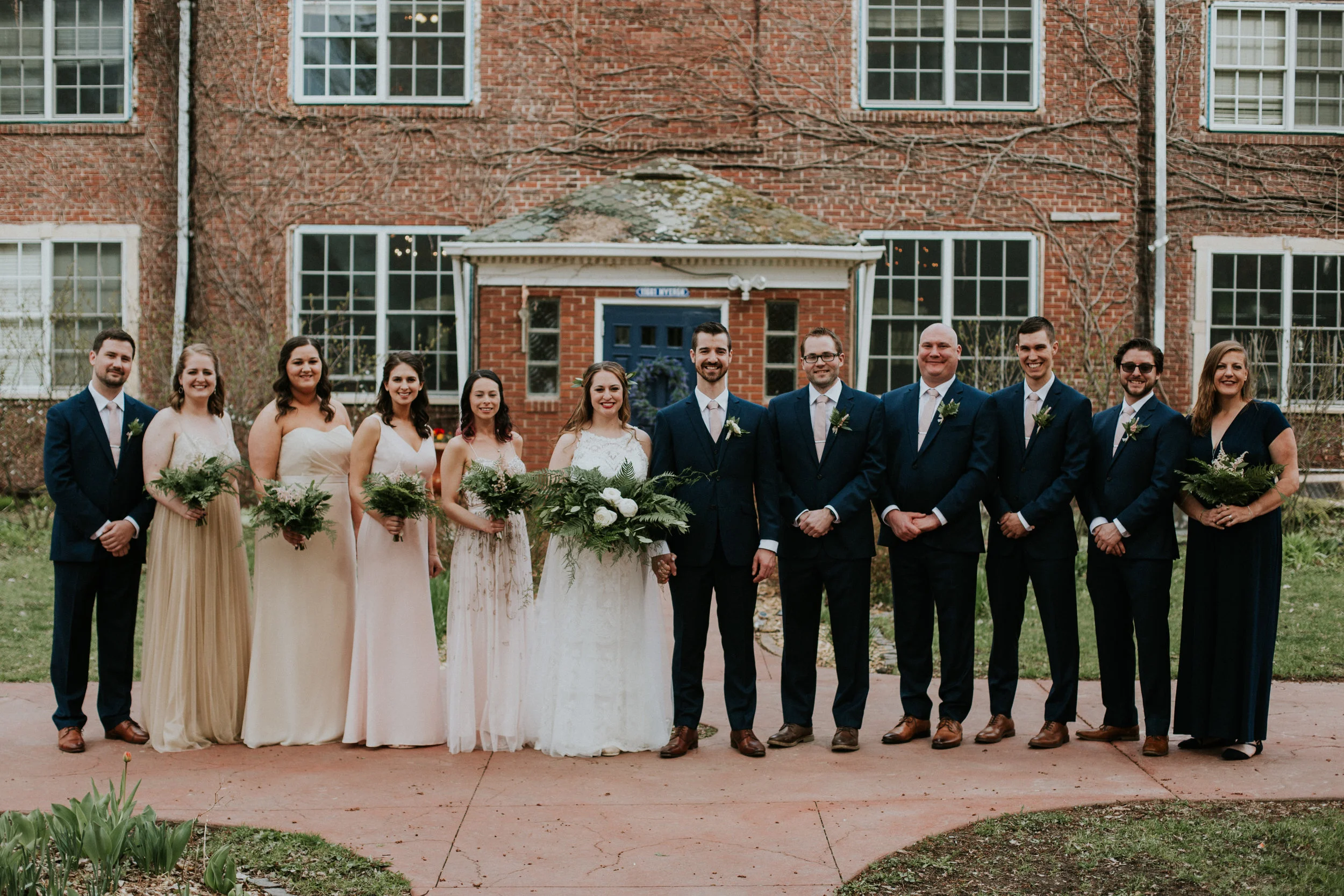 Sioux Falls Wedding Photographer, Minnesota rustic wedding