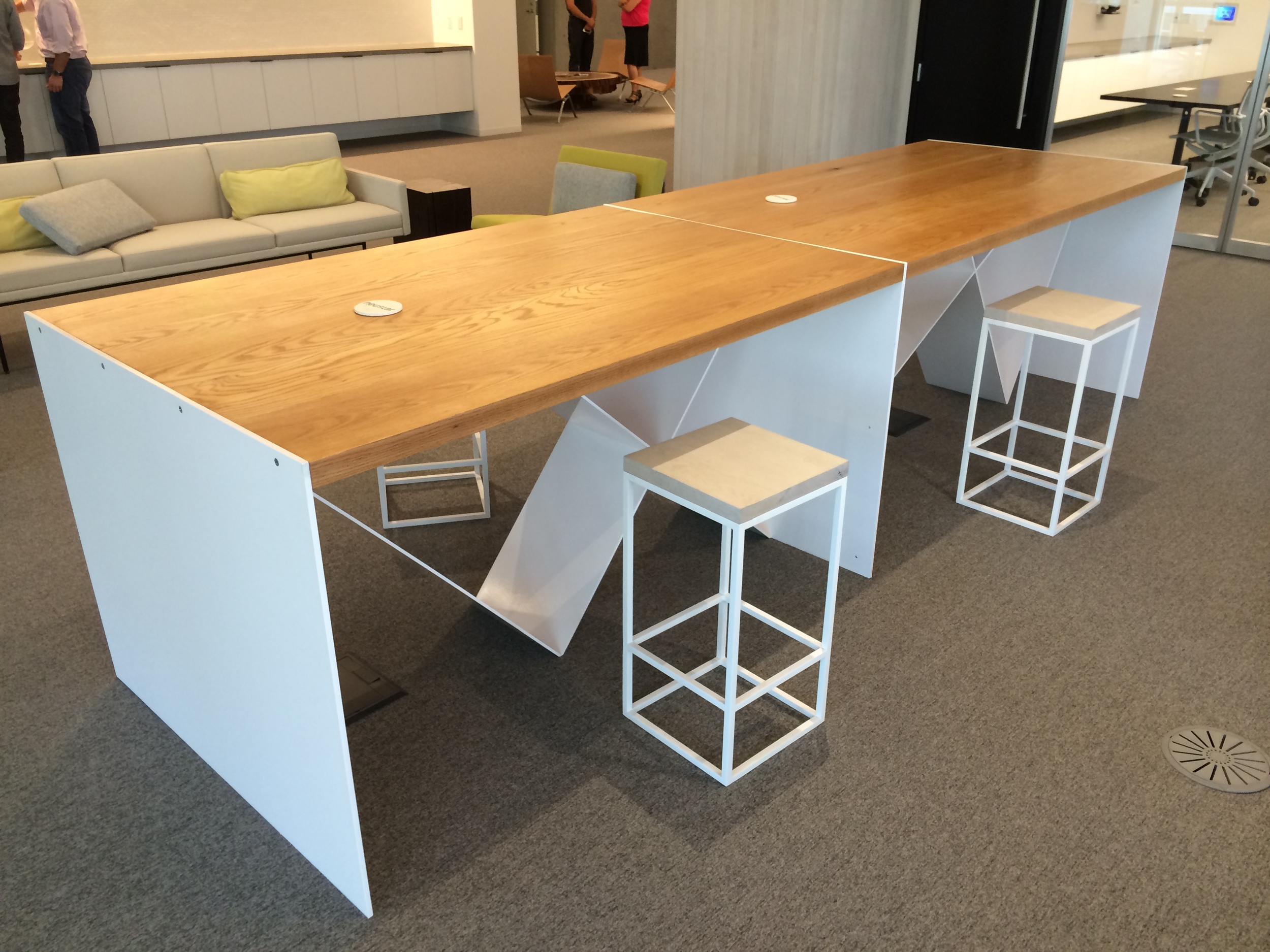 Neustar, San Francisco, Meeting table