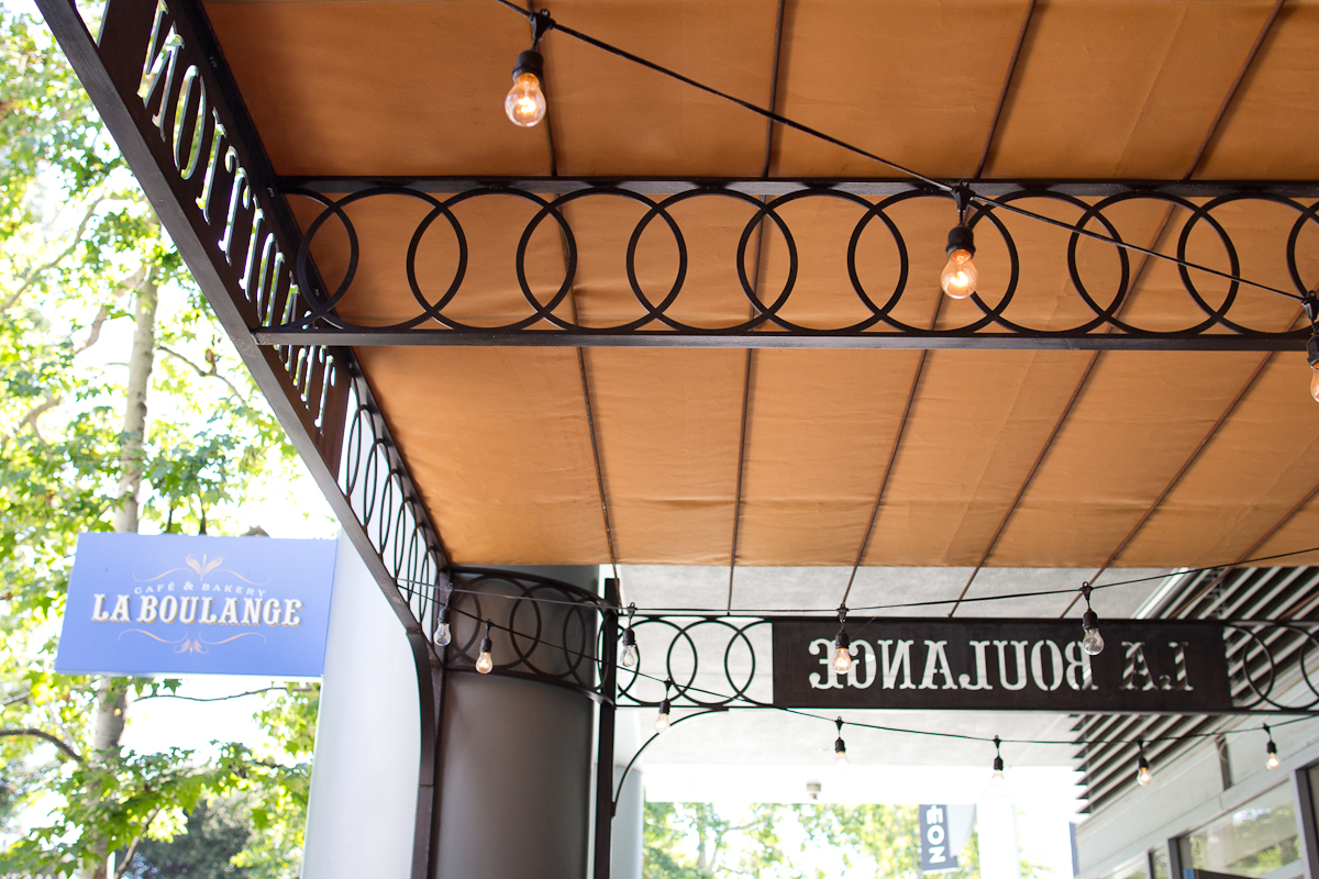 La Boulange, San Francisco, California, Patio structure