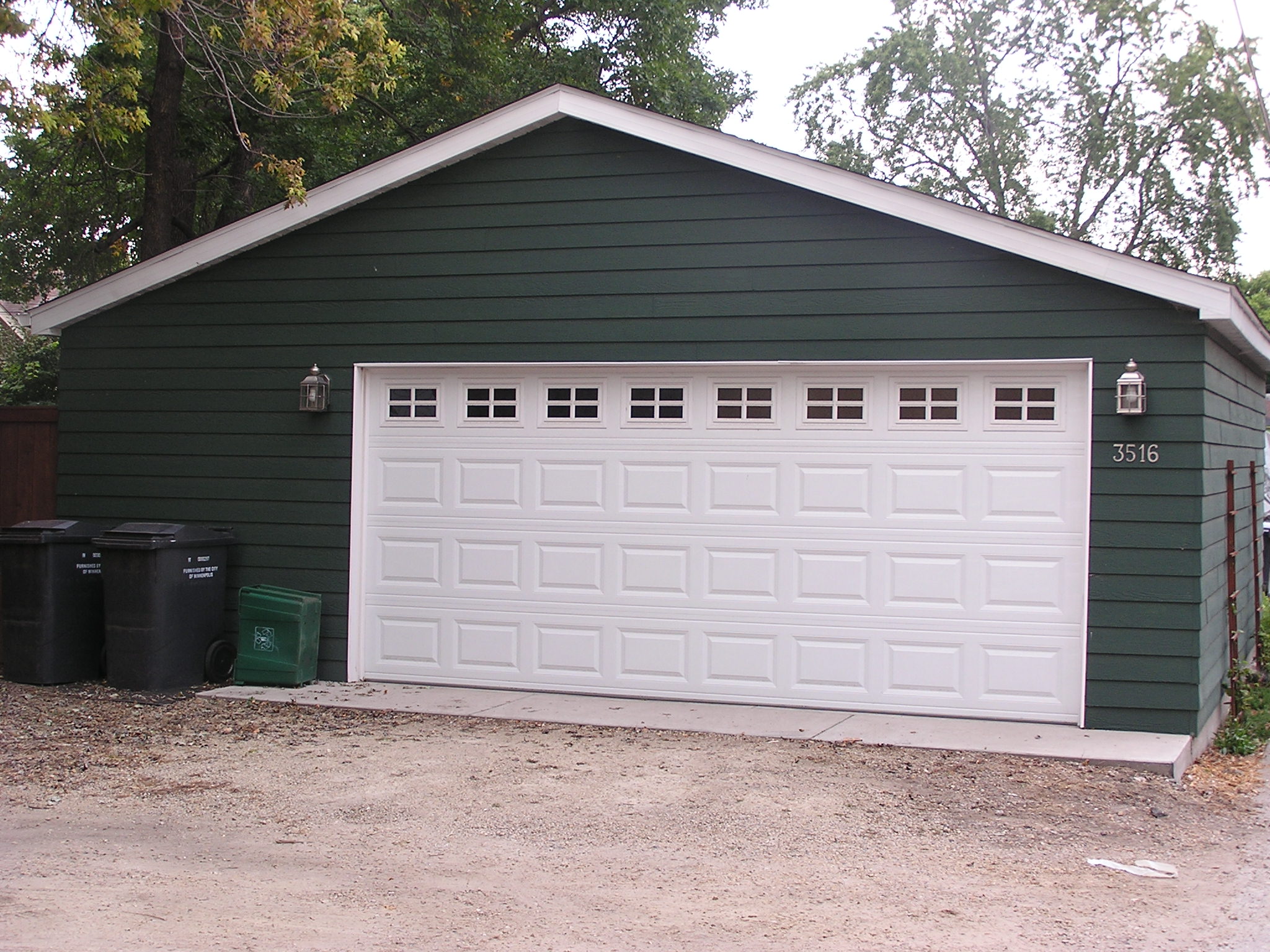 2-car garage