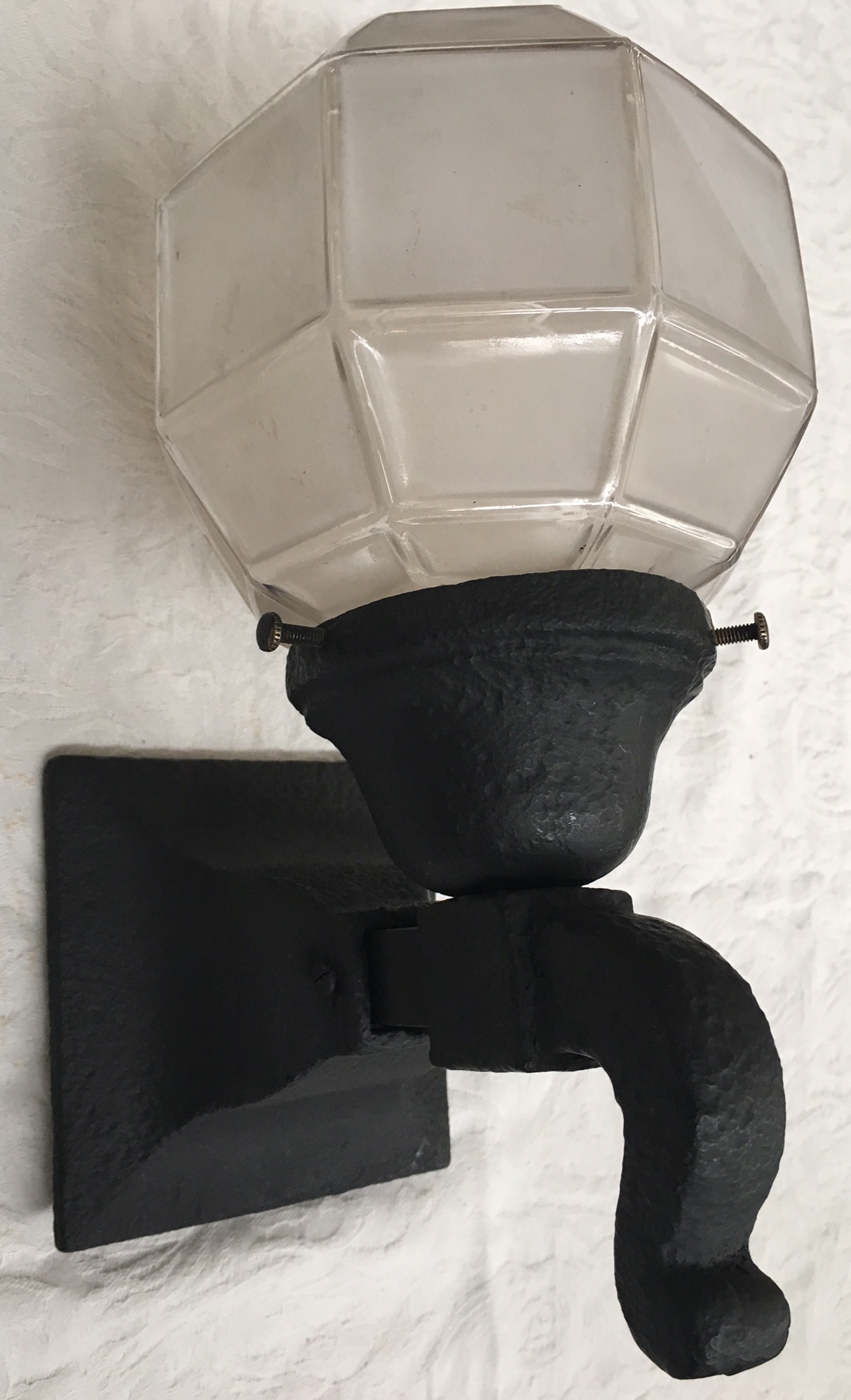 Craftsman ext sconce 2.jpg
