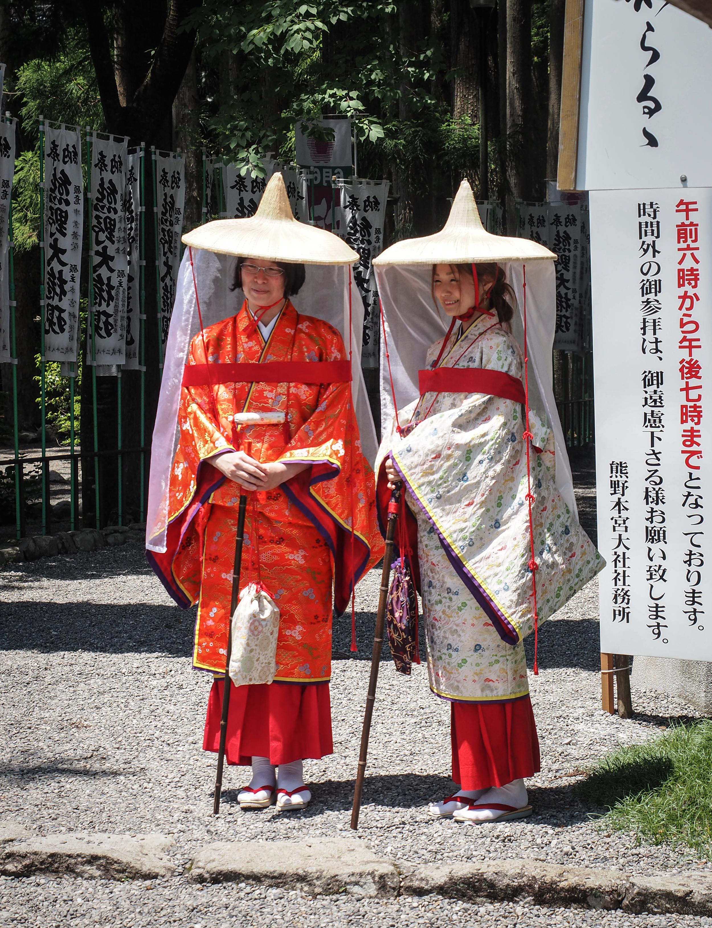 Women dressed in historic pilgrim attire