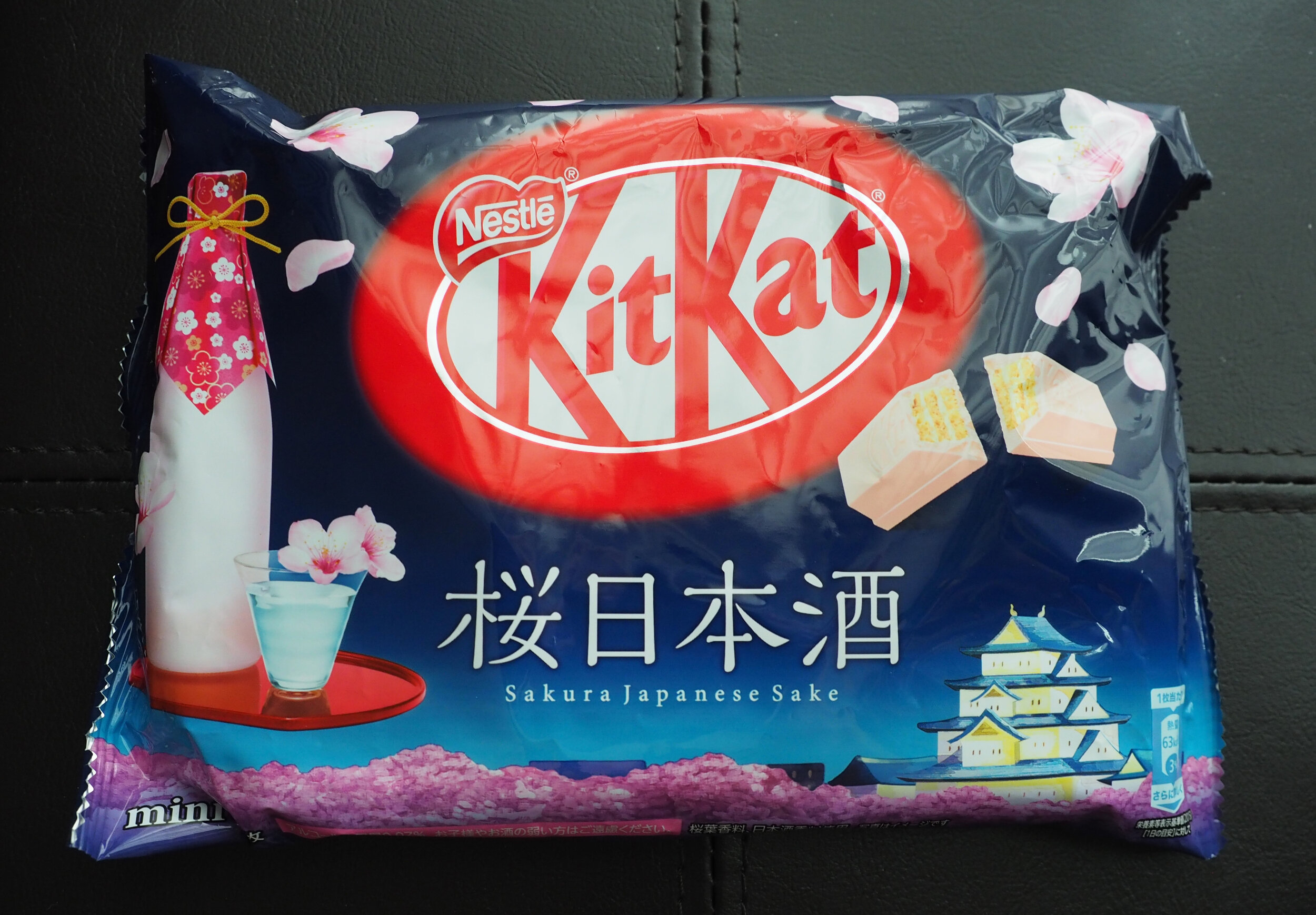 Kit Kat Sakura Sake
