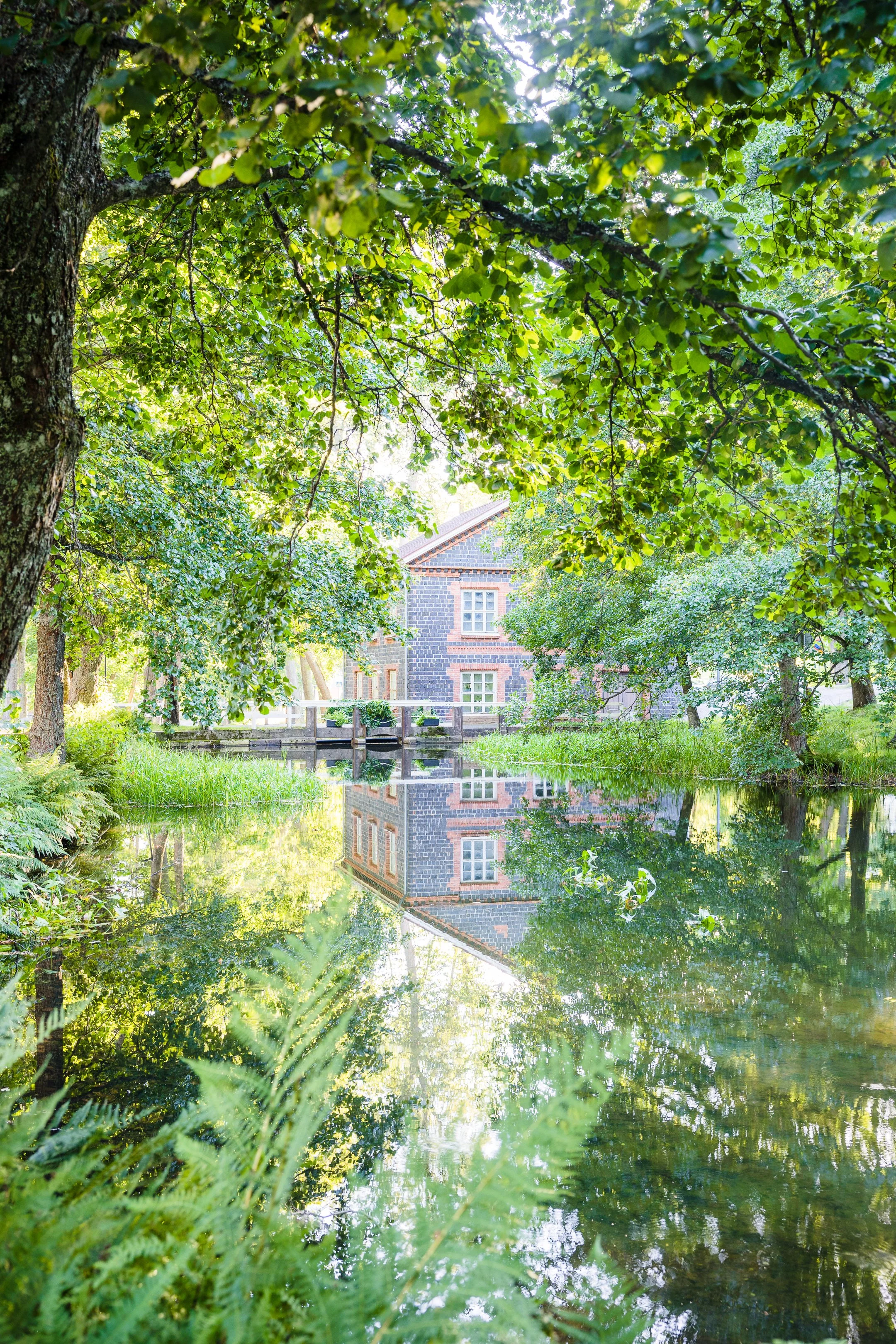 35. Heijastuksia Reflections, Fiskars, 2022 Copyright- Laura Elo.jpg