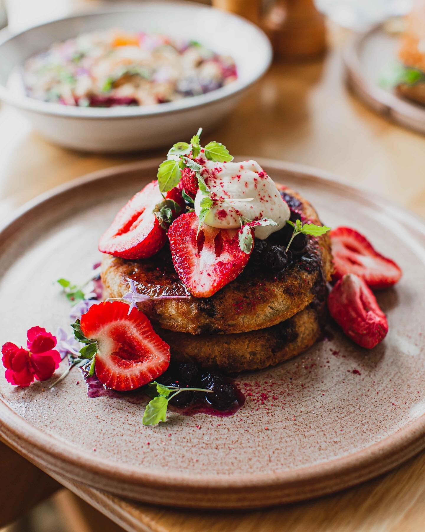 Blueberry Pancakes 🥞 
Simple but amazing!
#cafe #brisbane #mawestend