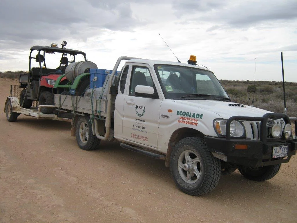 Interstate baiting programs have been a key feature of this unit, including a 230km baiting trail program at Mungo NP in NSW.