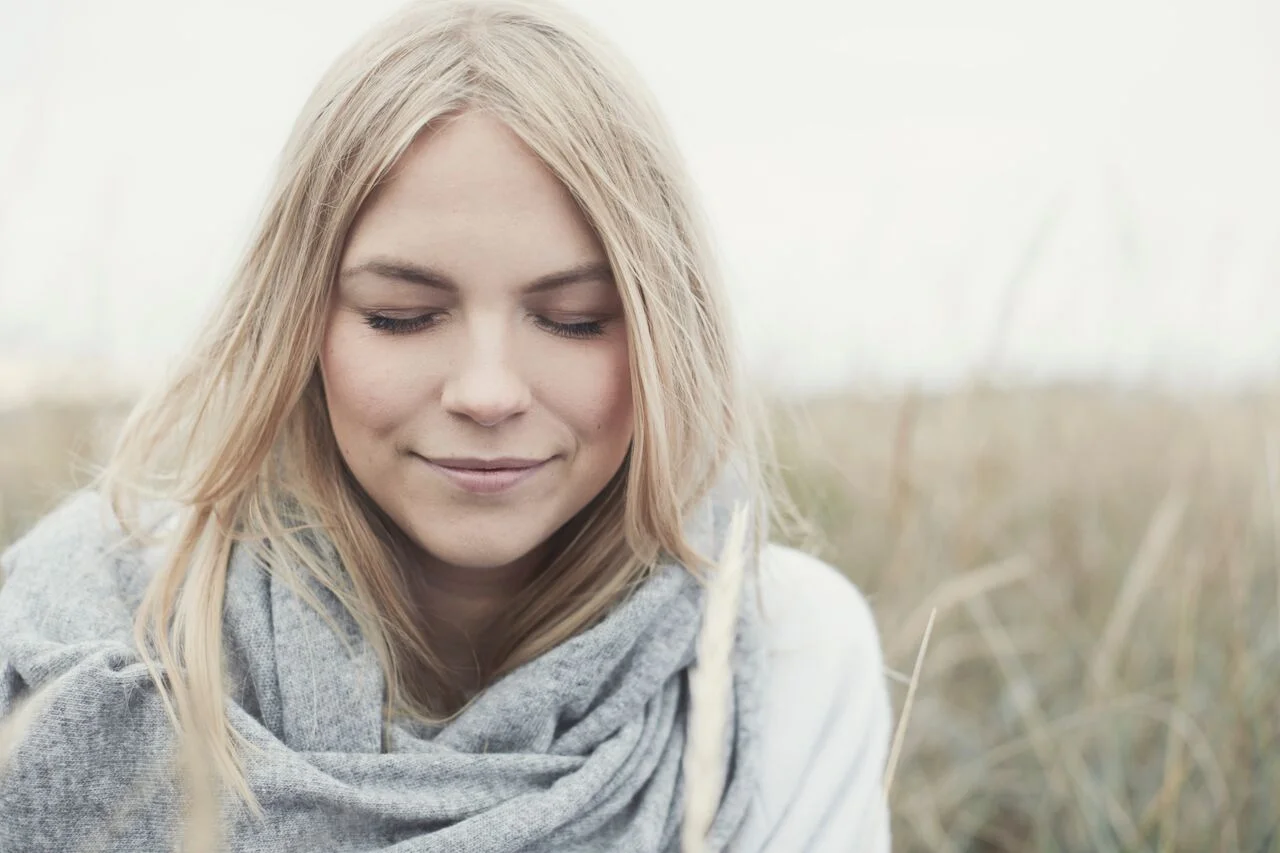Photography for Ateena Kustannus| Writer Emmi-Liia Sjöholm