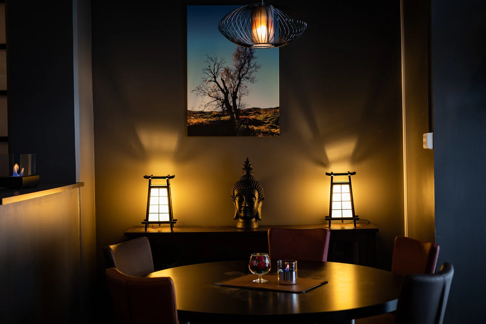 Lounge bar opnar att