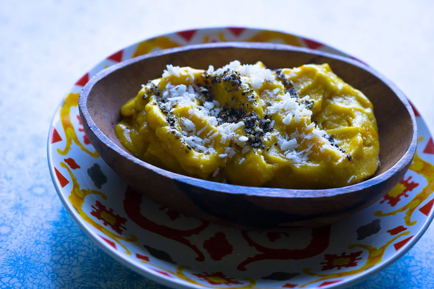 TURMERIC ICE CREAM 2.jpg