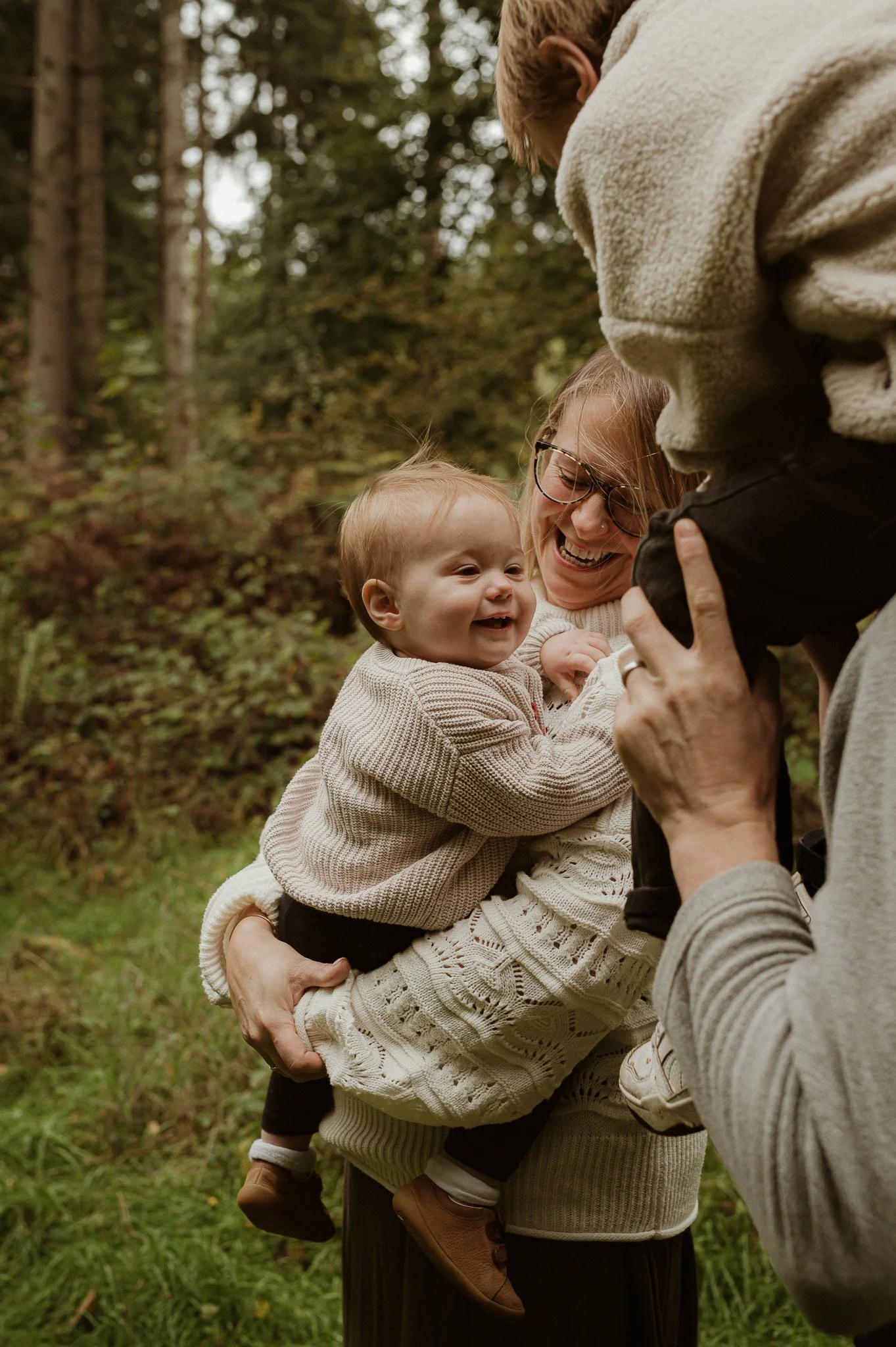 theUNTOLDphoto worcestershire outdoor family milestone photographer
